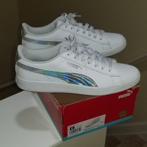 *BRAND NEW* Women's Puma Sneakers